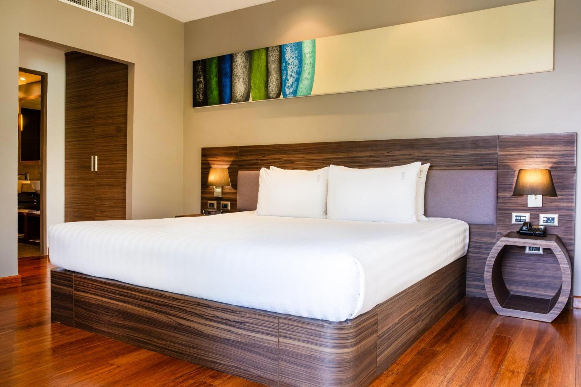 Holiday Inn Resort Phuket Karon Beach By Ihg Ngoại thất bức ảnh