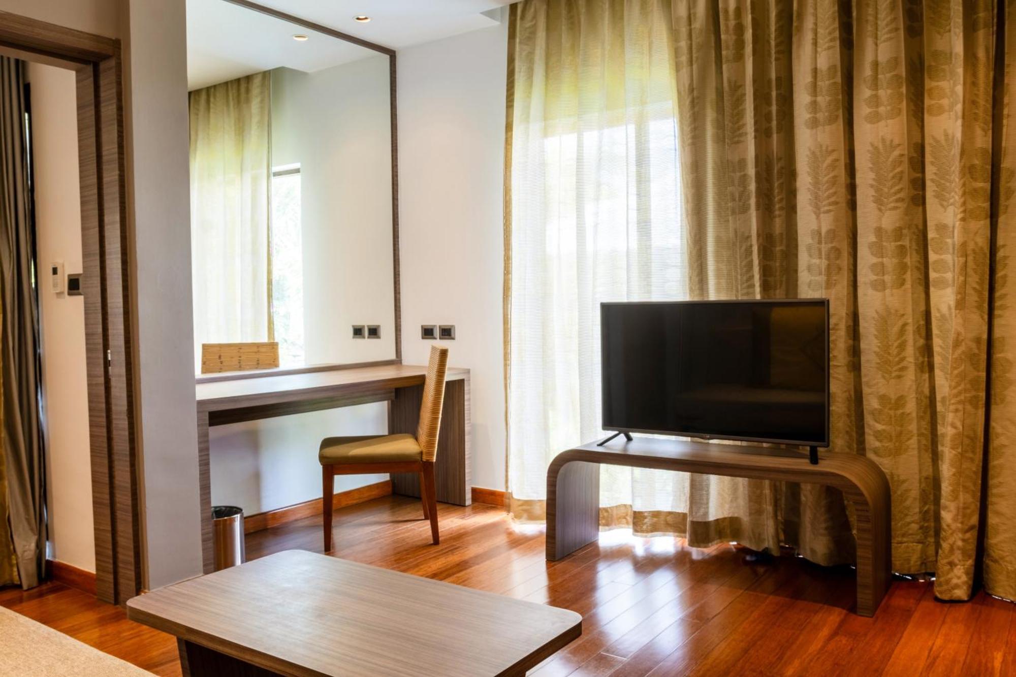 Holiday Inn Resort Phuket Karon Beach By Ihg Ngoại thất bức ảnh