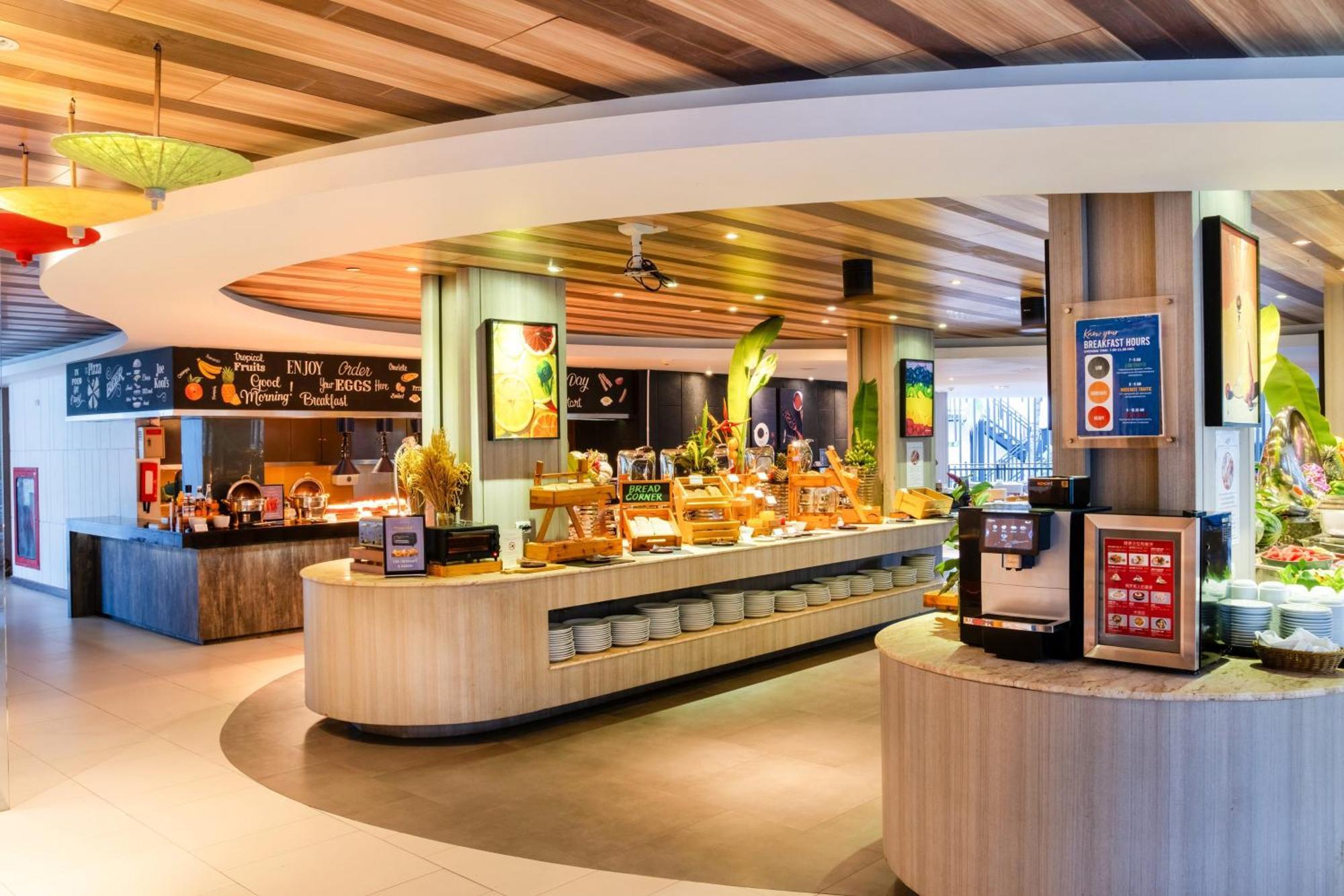 Holiday Inn Resort Phuket Karon Beach By Ihg Ngoại thất bức ảnh